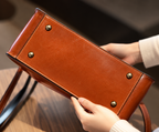 ELARA OIL WAX LEATHER TOTE BAG
